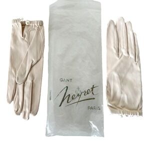 Vintage NEYRET Gloves Size 7 Blush Stretch Satin Pearl Button Close NEW France